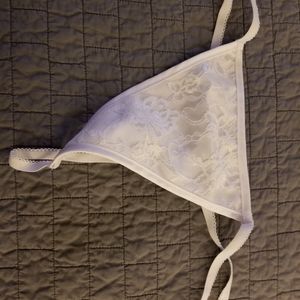 White lace thong